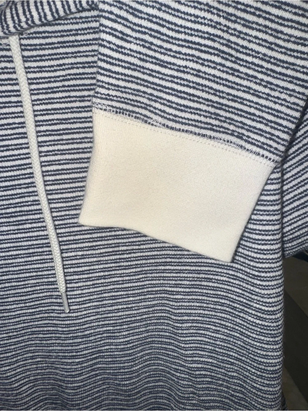 Knit for Jcrew Men’s Navy and White Striped Hoodie Size M NWOT